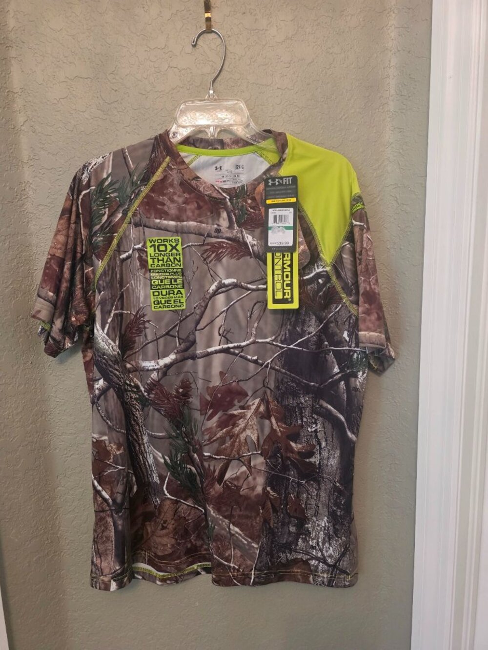 Under Armour Hunt Realtree Scent Control Camo Neon Short Sleeve Shirt size L NEW